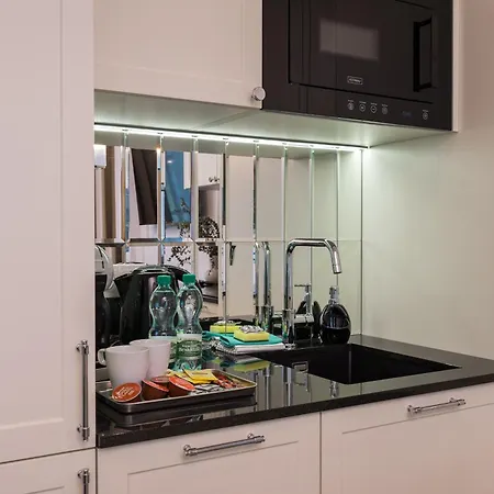 Bright Crystal Premium Apartment