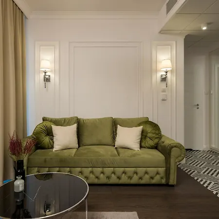 Bright Crystal Premium By Bookinghost