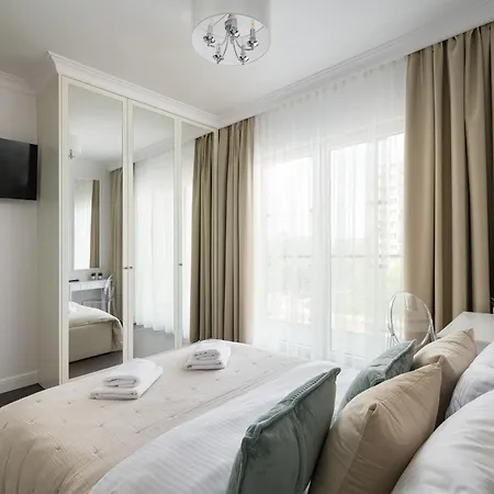 Apartman Bright Crystal Premium By Bookinghost *