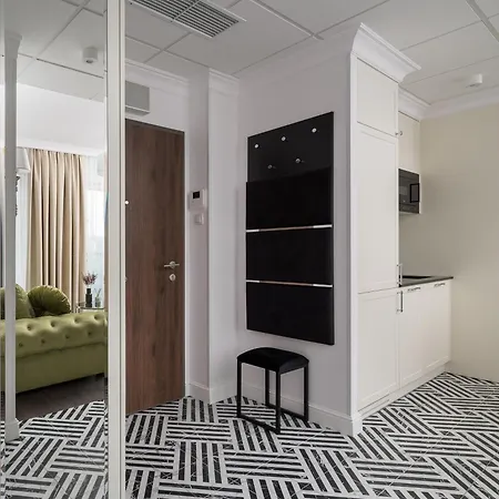 Bright Crystal Premium By Bookinghost * Varsó